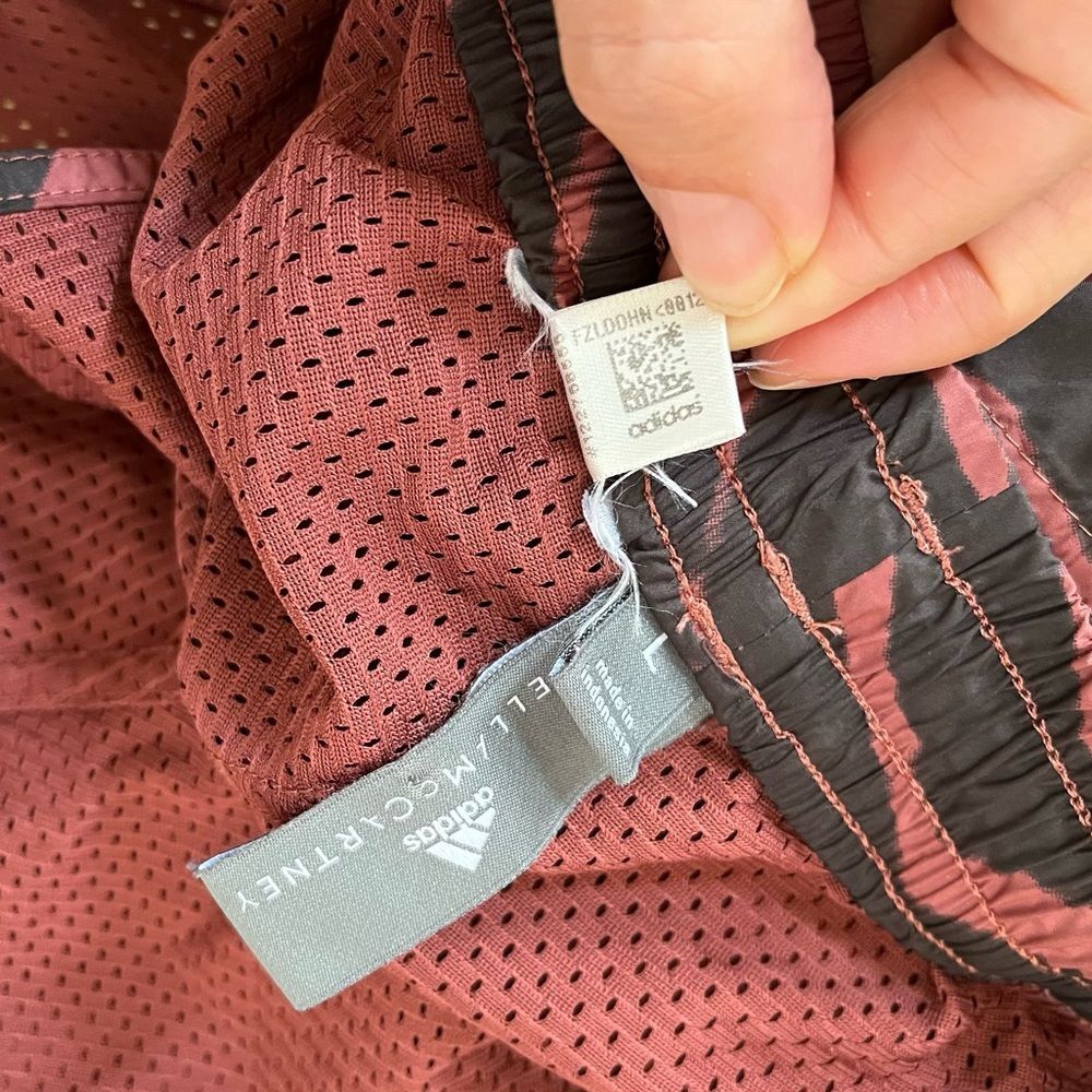 Adidas By Stella McCartney Run M20 Shorts in Red L - Picture 7 of 15